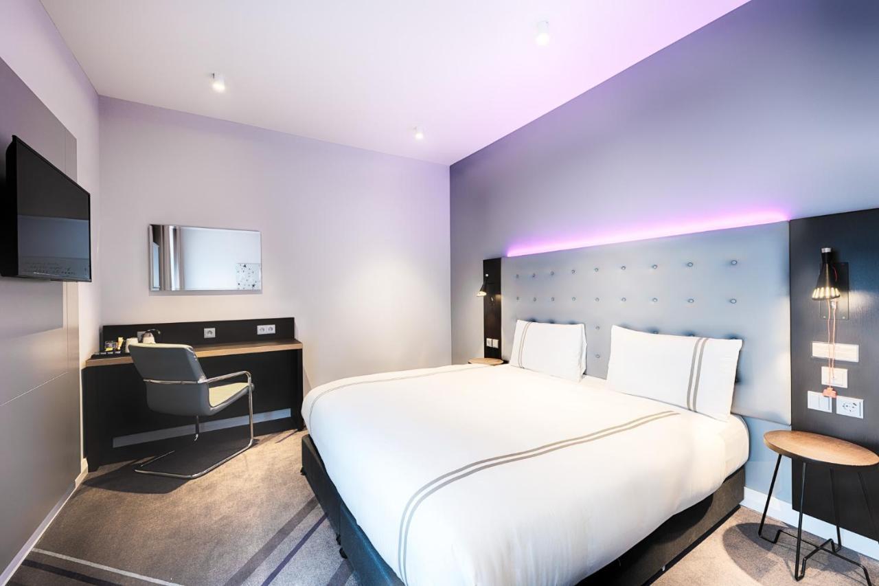 Premier Inn Regensburg City Centre Esterno foto